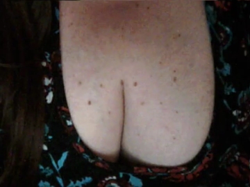 bbw32  23-10-2021 feet Female